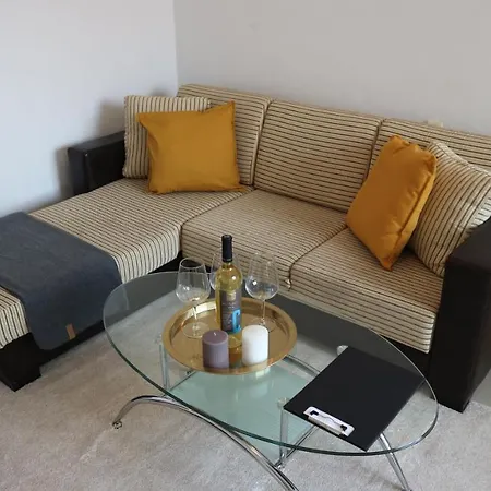 Viktoria Apartament Țarevo