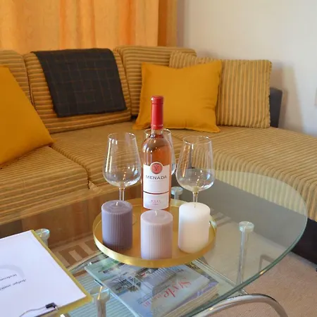 Apartament Viktoria Țarevo