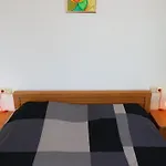Viktoria Apartment *