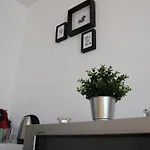 Viktoria Apartment *
