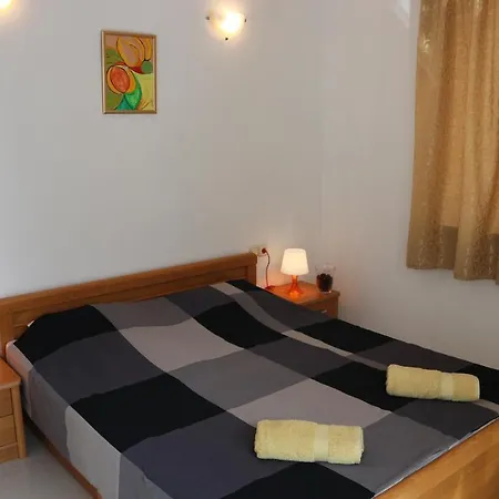 Viktoria Apartment