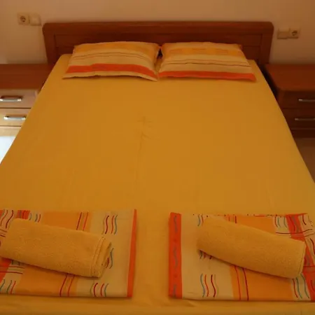 Apartment Viktoria *