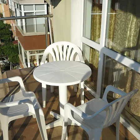Viktoria Apartment Tsarevo